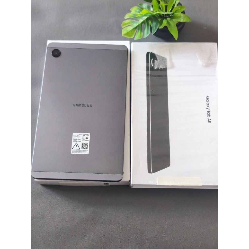 Samsung galaxy tab a11 LTE 4/64 second like new