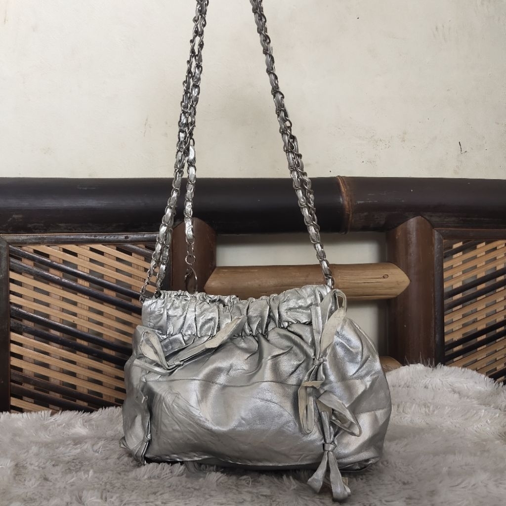 PL tas bahu tali rantai silver glosy