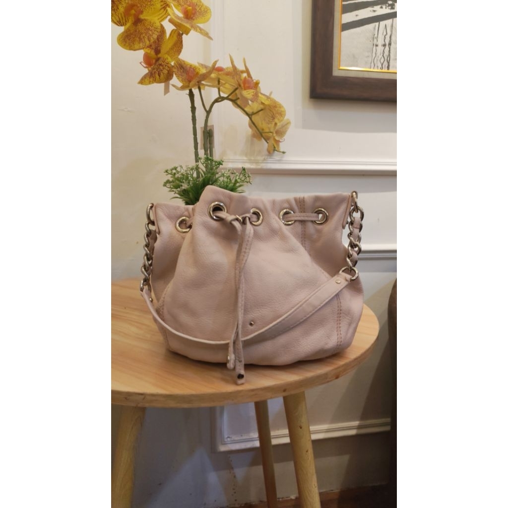 Tas preloved Brand KS; tas KS Pink; tas serut KS; tas serut kulas brand; bucket bag KS pink leather;