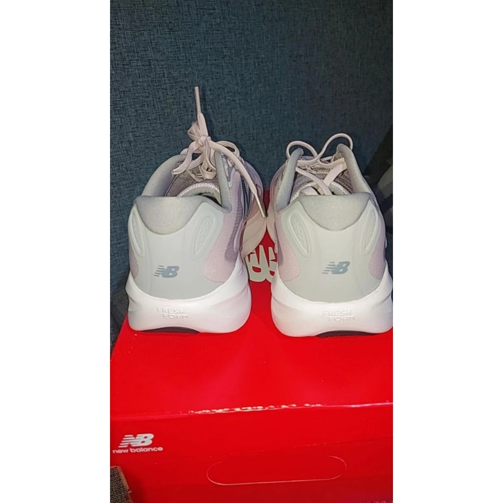 New Balance 680 v9 Pink Fresh Foam NB