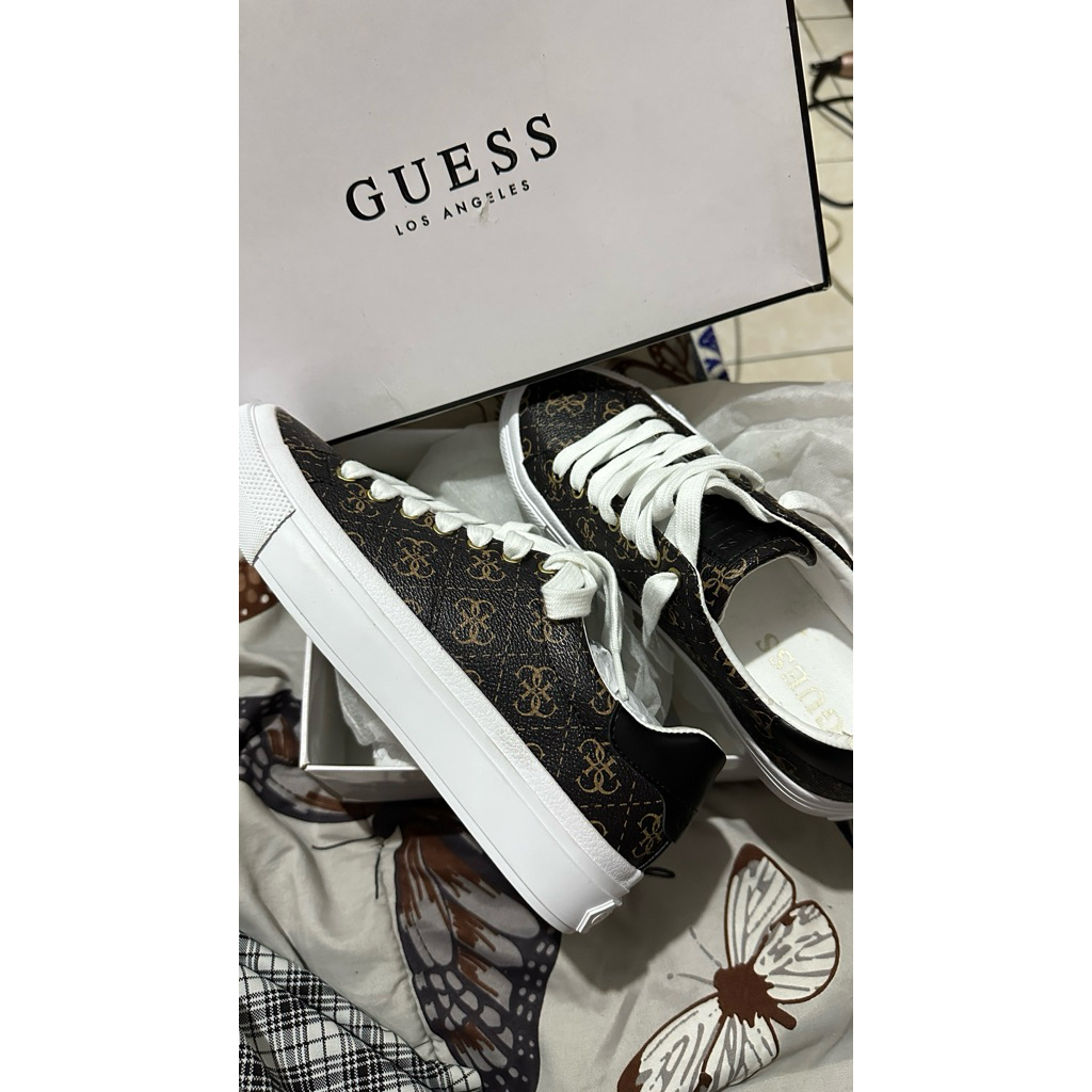 sepatu guess ori