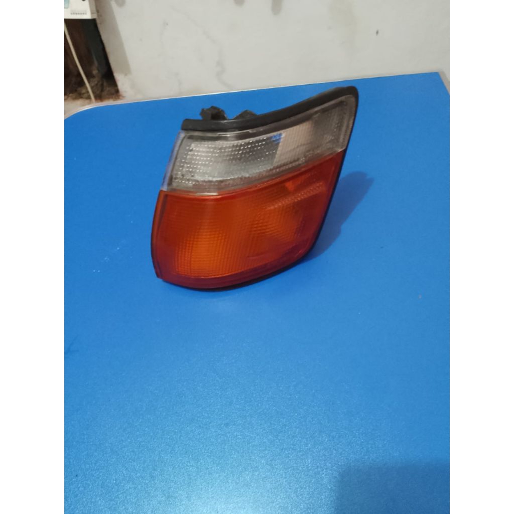 lampu sen kijang kapsul