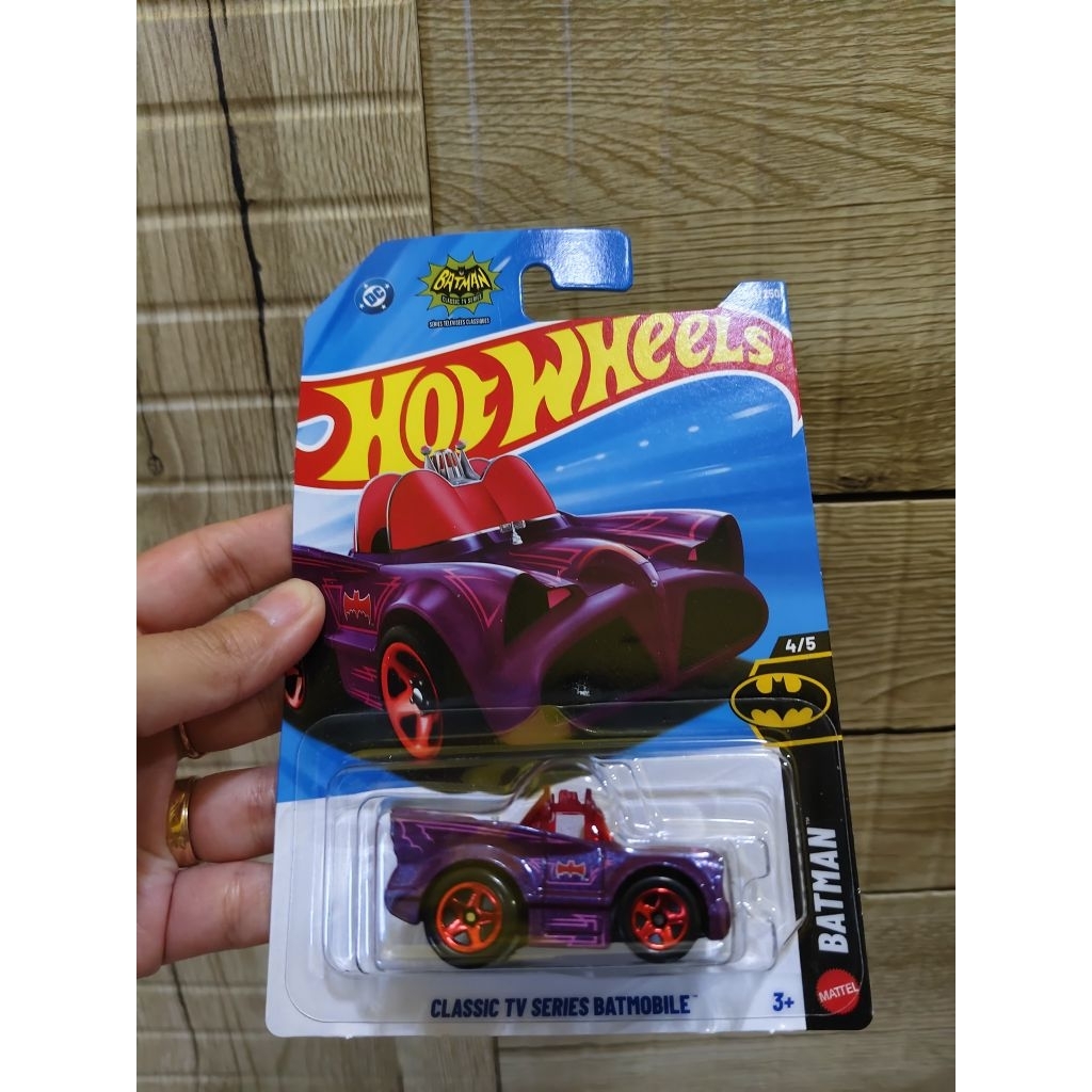 Hot Wheels CLASSIC TV SERIES BATMOBILE HotWheels Fantasy Car HW Fantasy