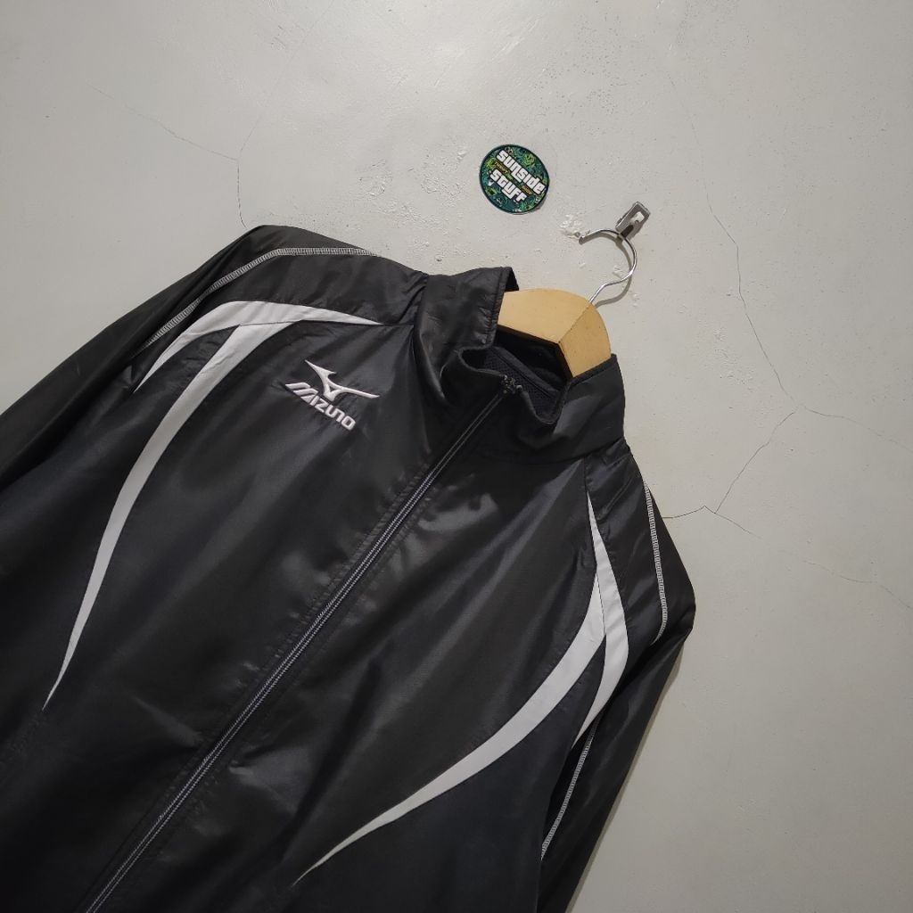 Jaket Mizuno