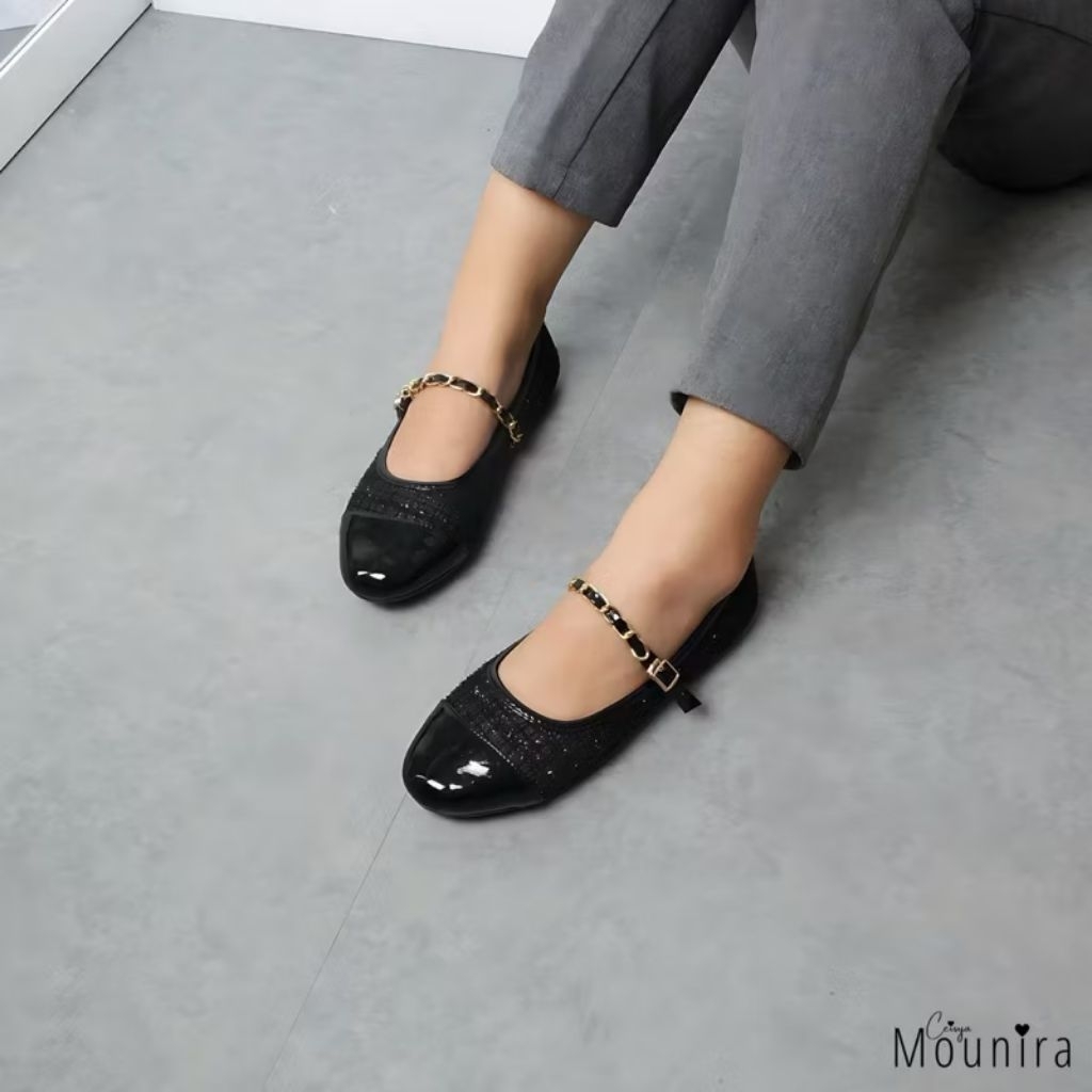 Mary Jane flat shoes