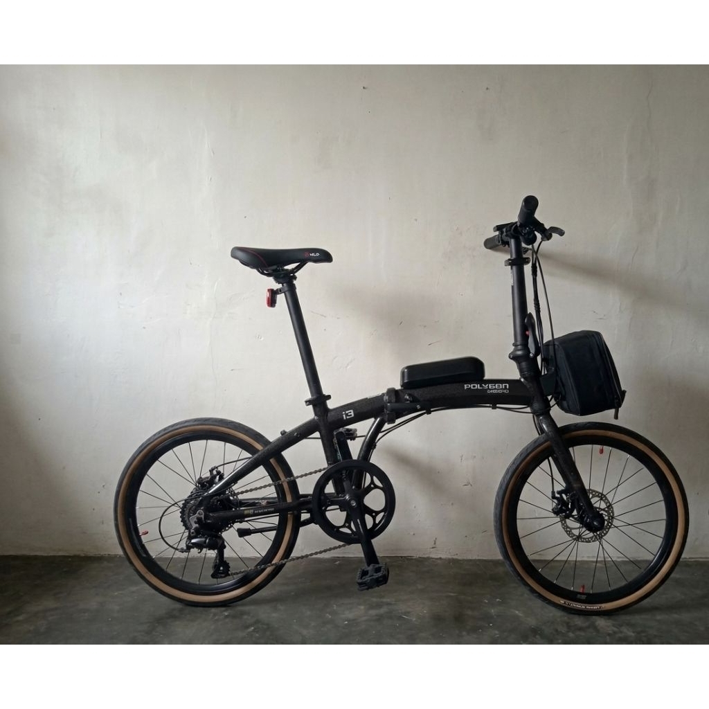 Polygon Urbano e-bike dan ecosmo8 e-bike