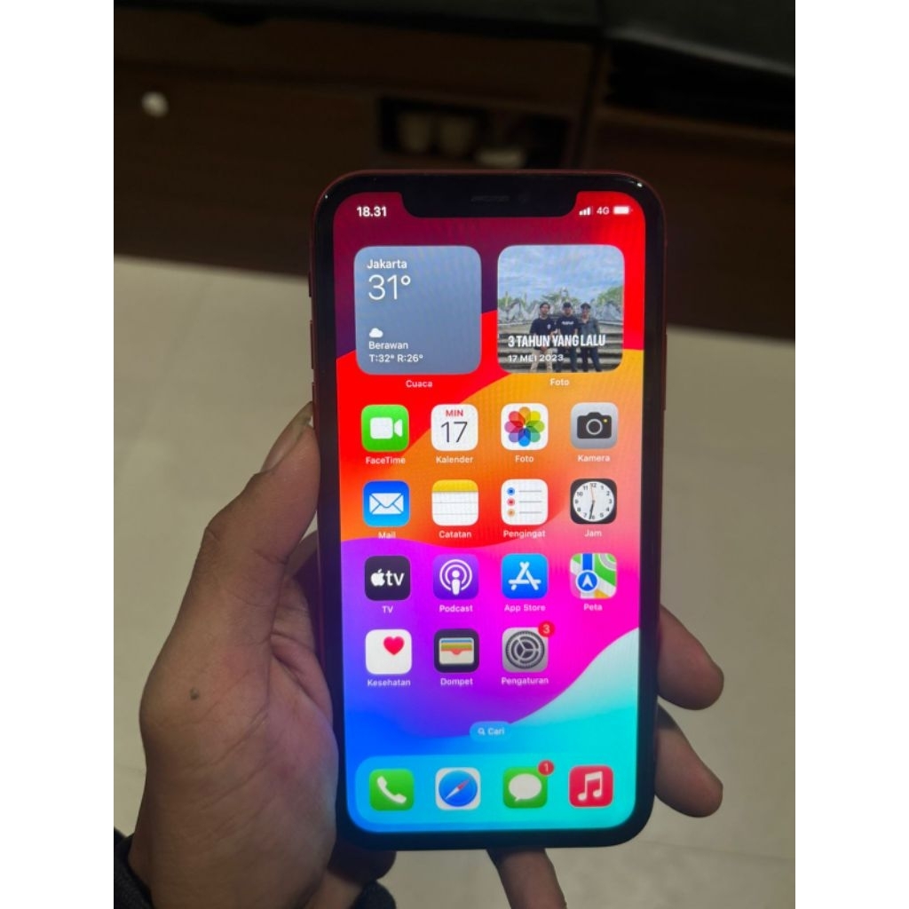 apple 11 Red 64GB