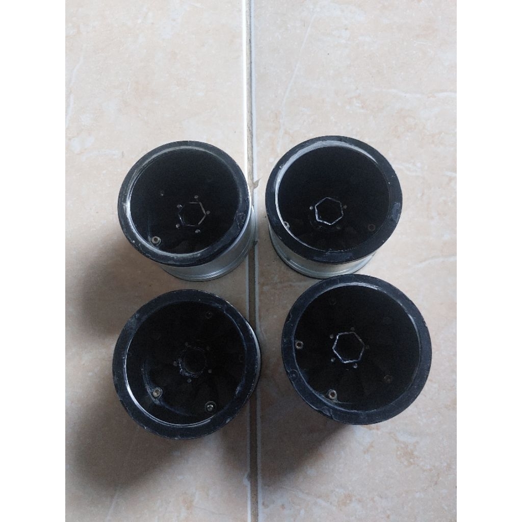 Velg RC ring 2.2 dan Ban ex rgt