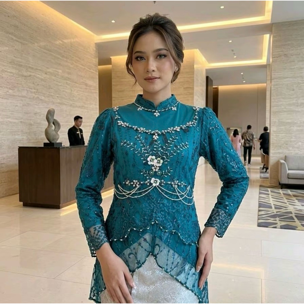 kebaya Laura Fortuna kebaya tile modern wisuda/lamaran/kondangan/couple (Real pick)