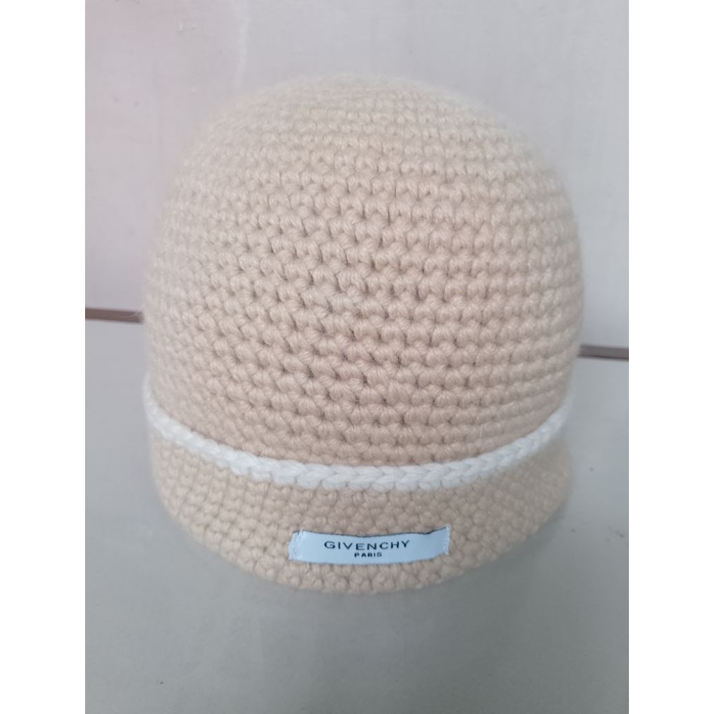 kupluk beanie bekas, branded