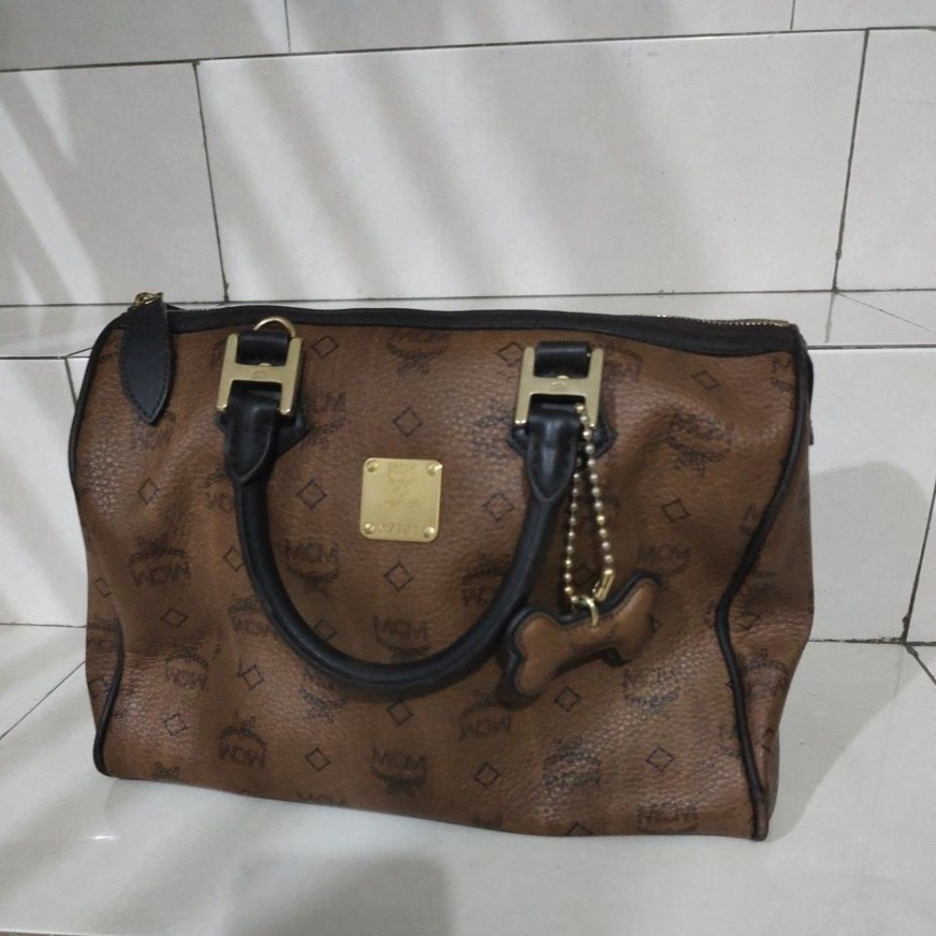 Tas MCM original authentic duffle bag visetos dog bone boston hand bag