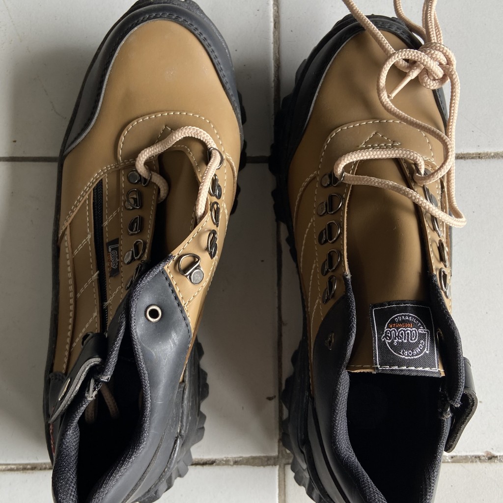 Sepatu Safety Kerja Proyek Lavio/Sepatu safety Tali/Lavio Foot wear