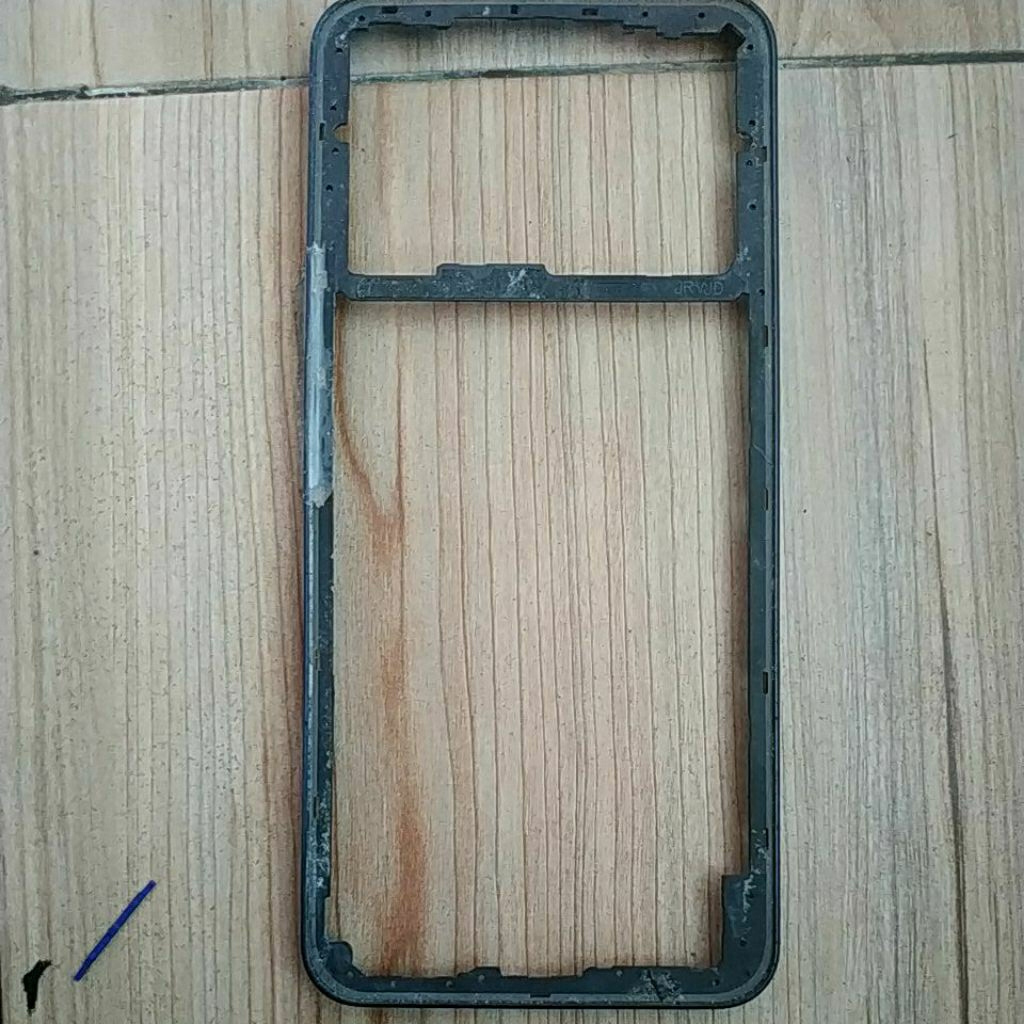 bazzel bekas Vivo y35 tanpa fingerprint ada patah bagian simtray