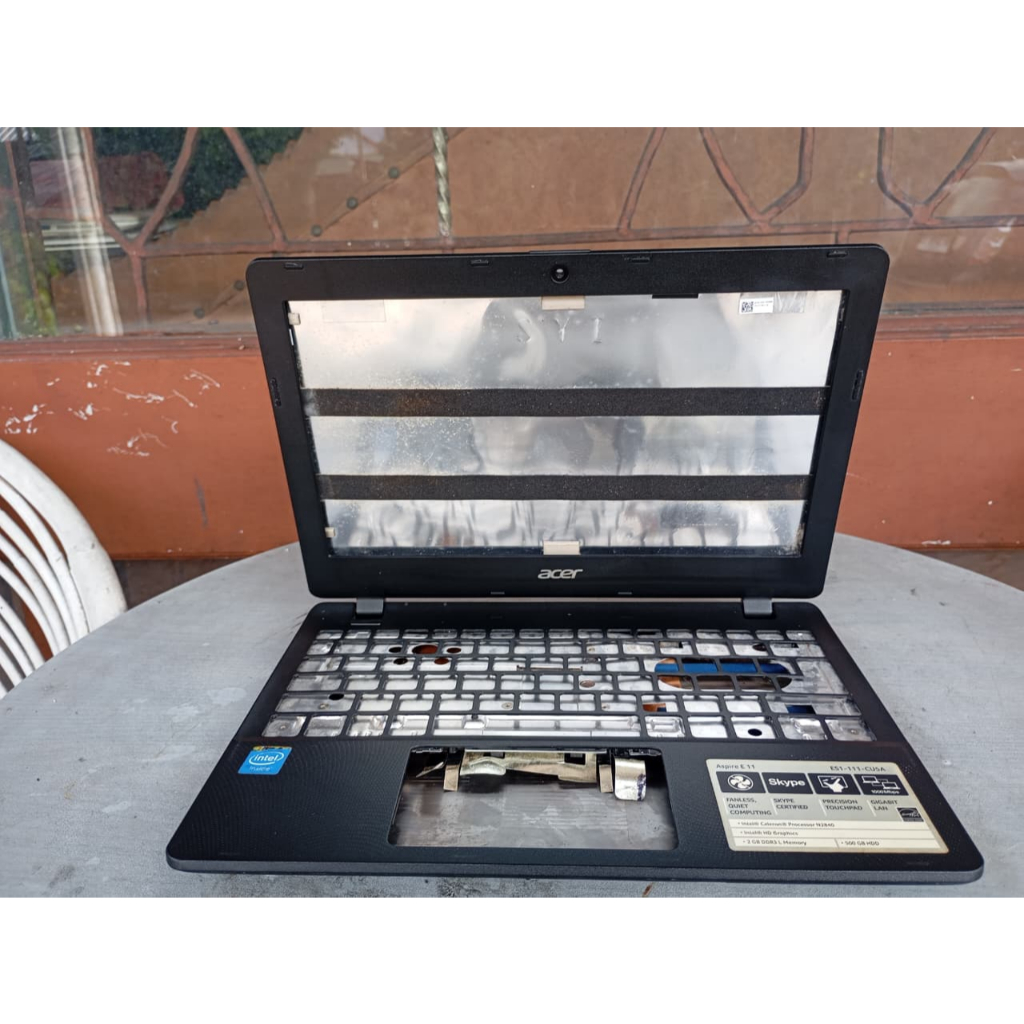 Casing Laptop Kesing Case Cassing Casing laptop Acer ES1-111  Casing Acer ES1-111 kompatibel dengan 