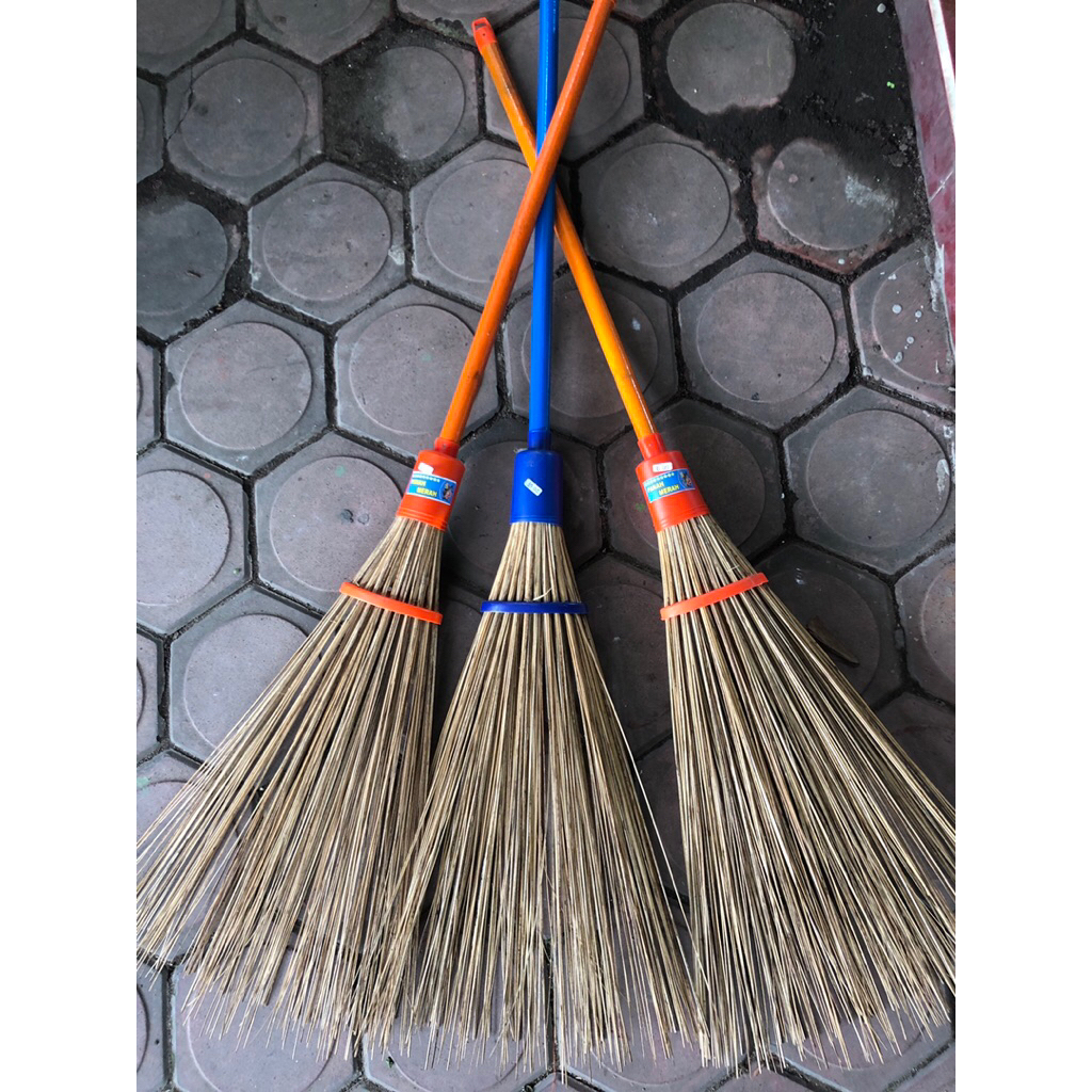 sapu lidi panjang/sapu korek