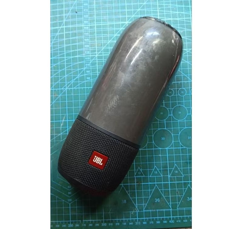Jbl pulse3 baca deskripsi.