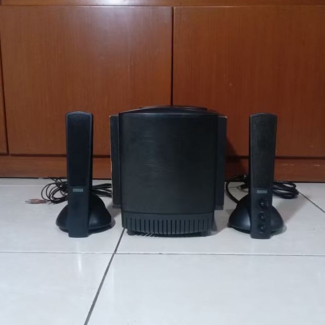 Speaker Altec Lansing ATP3 2.1 Channel kurang mulus