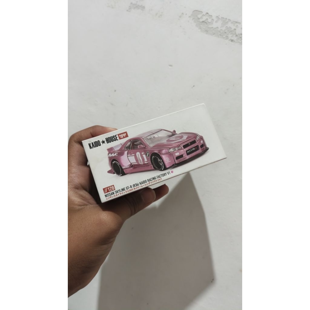 kaido r34 pink