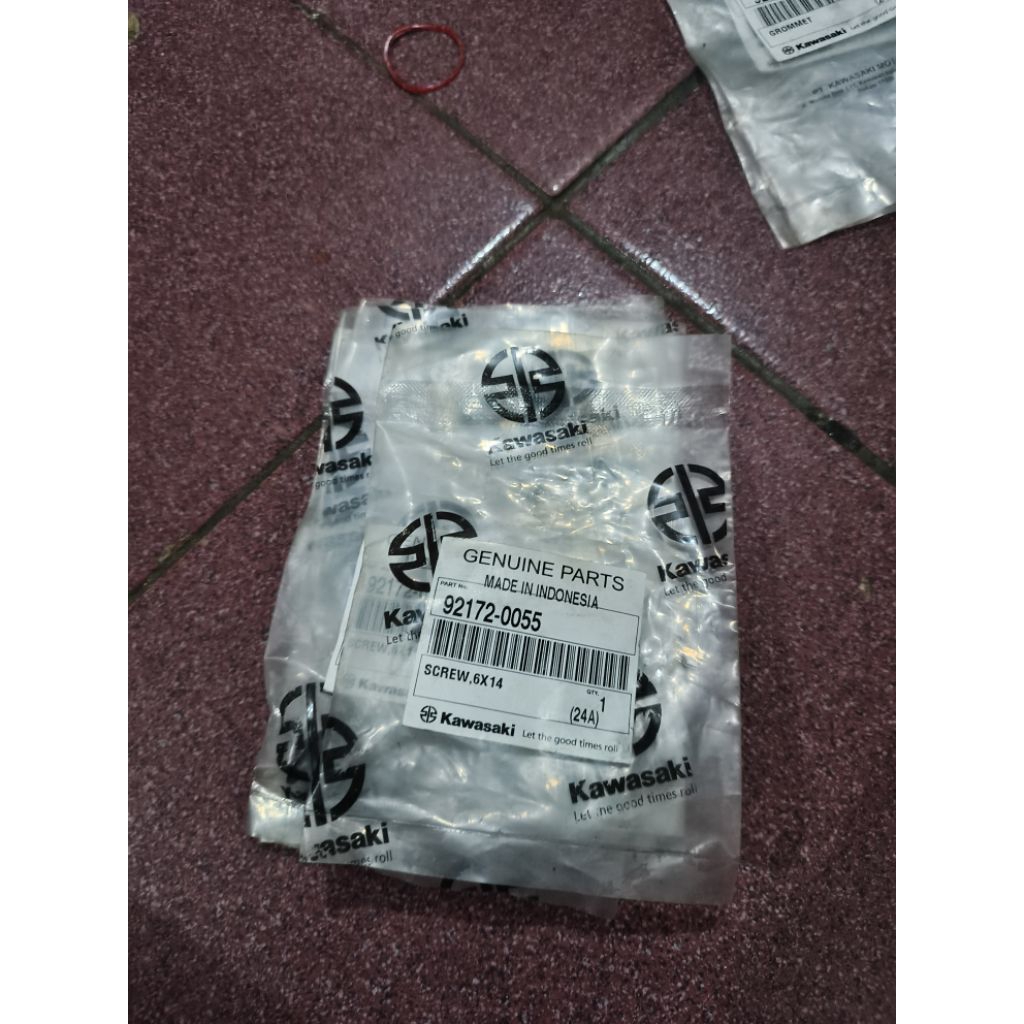 baut body ninja 2T 6x14