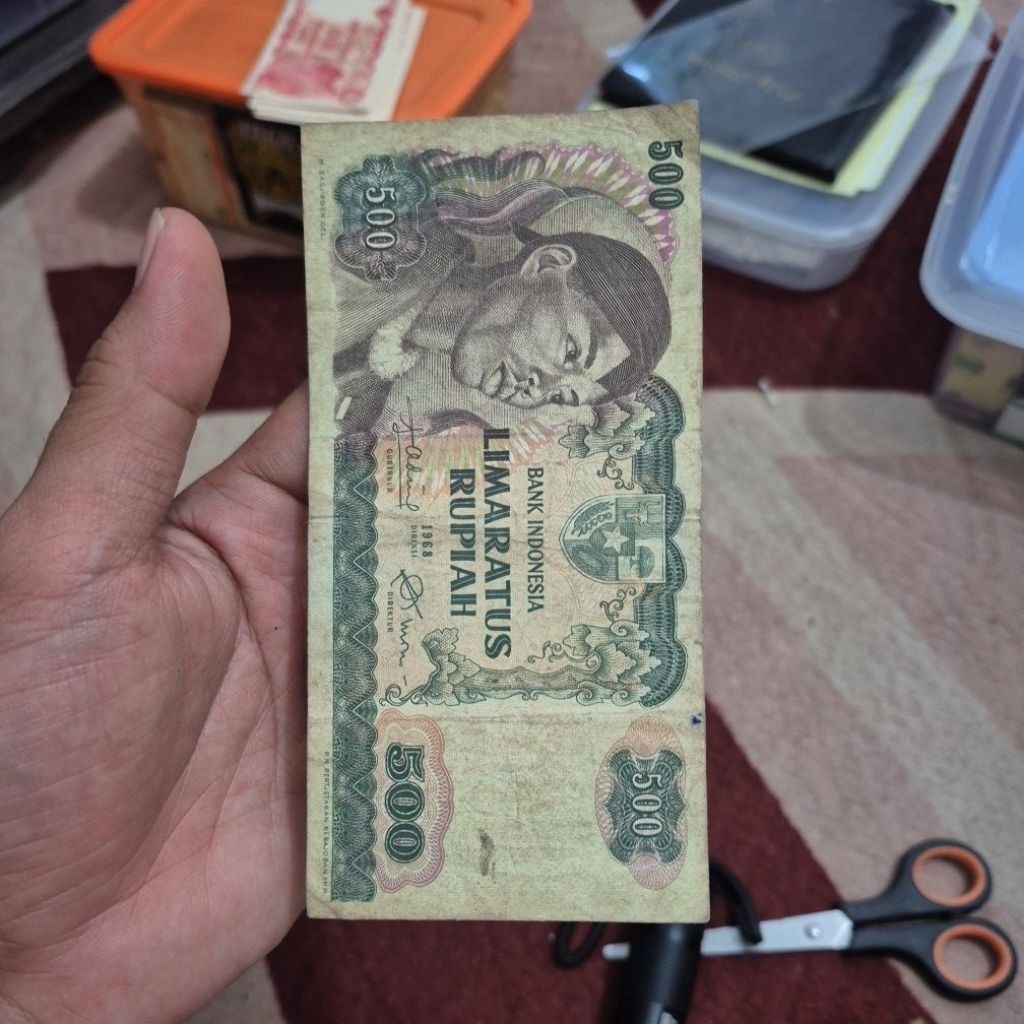 Uang Kuno Seri Sudirman Pecahan 500