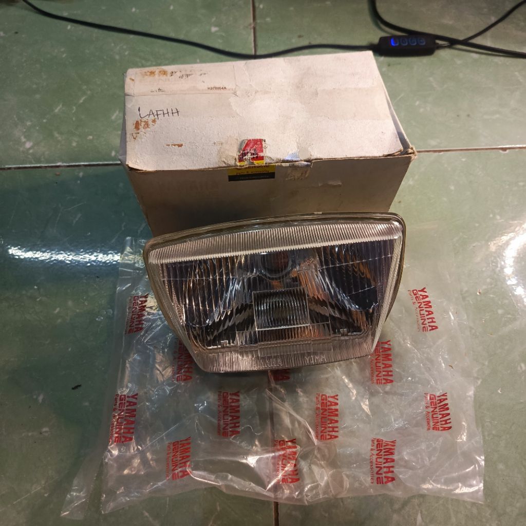 lampu depan yamaha force 1 fiz crypton original yamaha