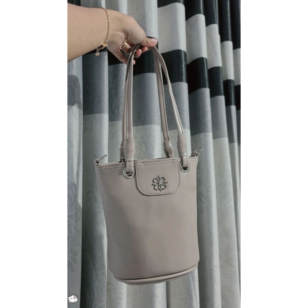 Link 35 Tas Tabung Tali Panjang Kulit