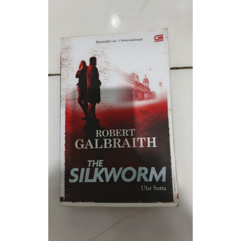 Buku Novel Robert Galbraith The Silkworm
