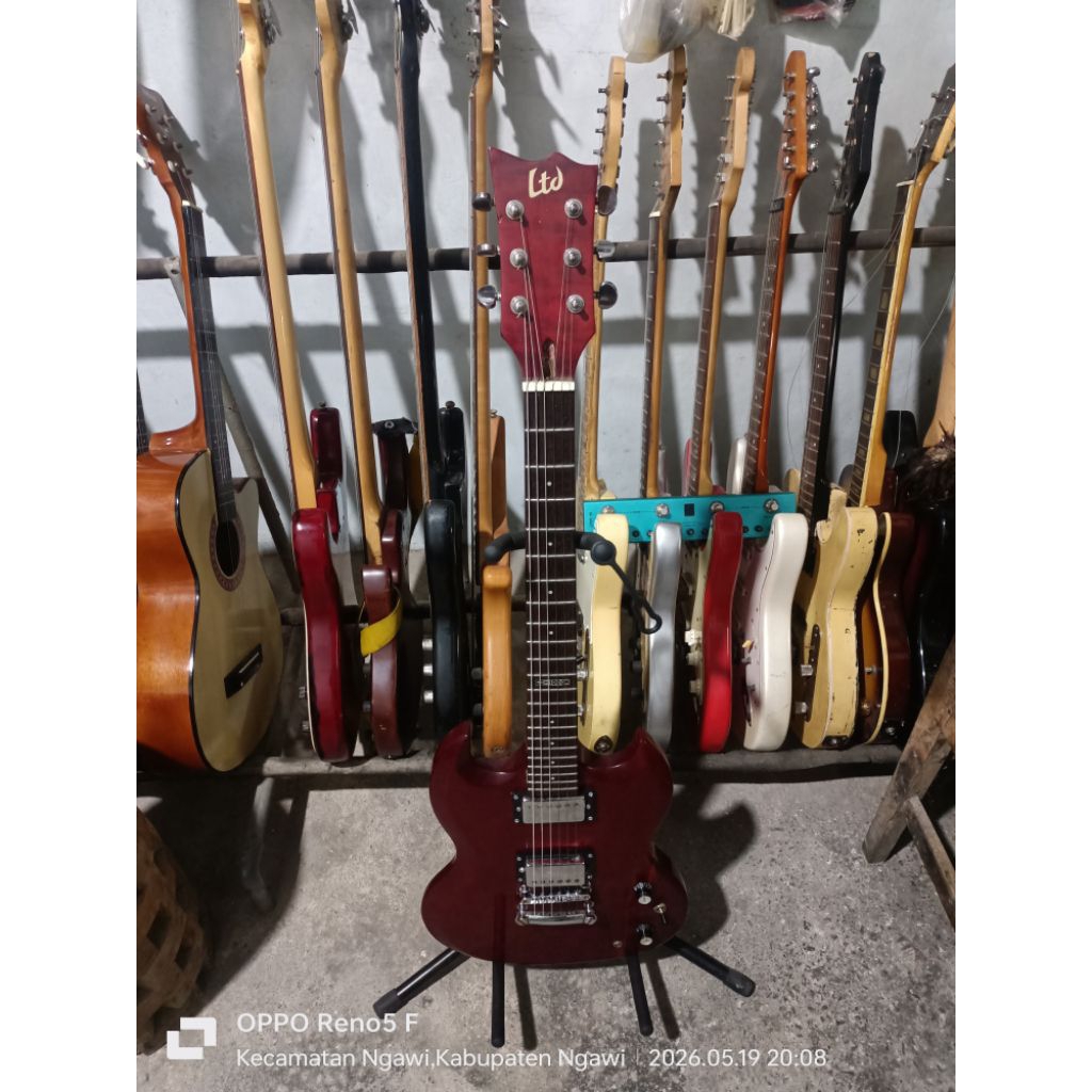gitar SG