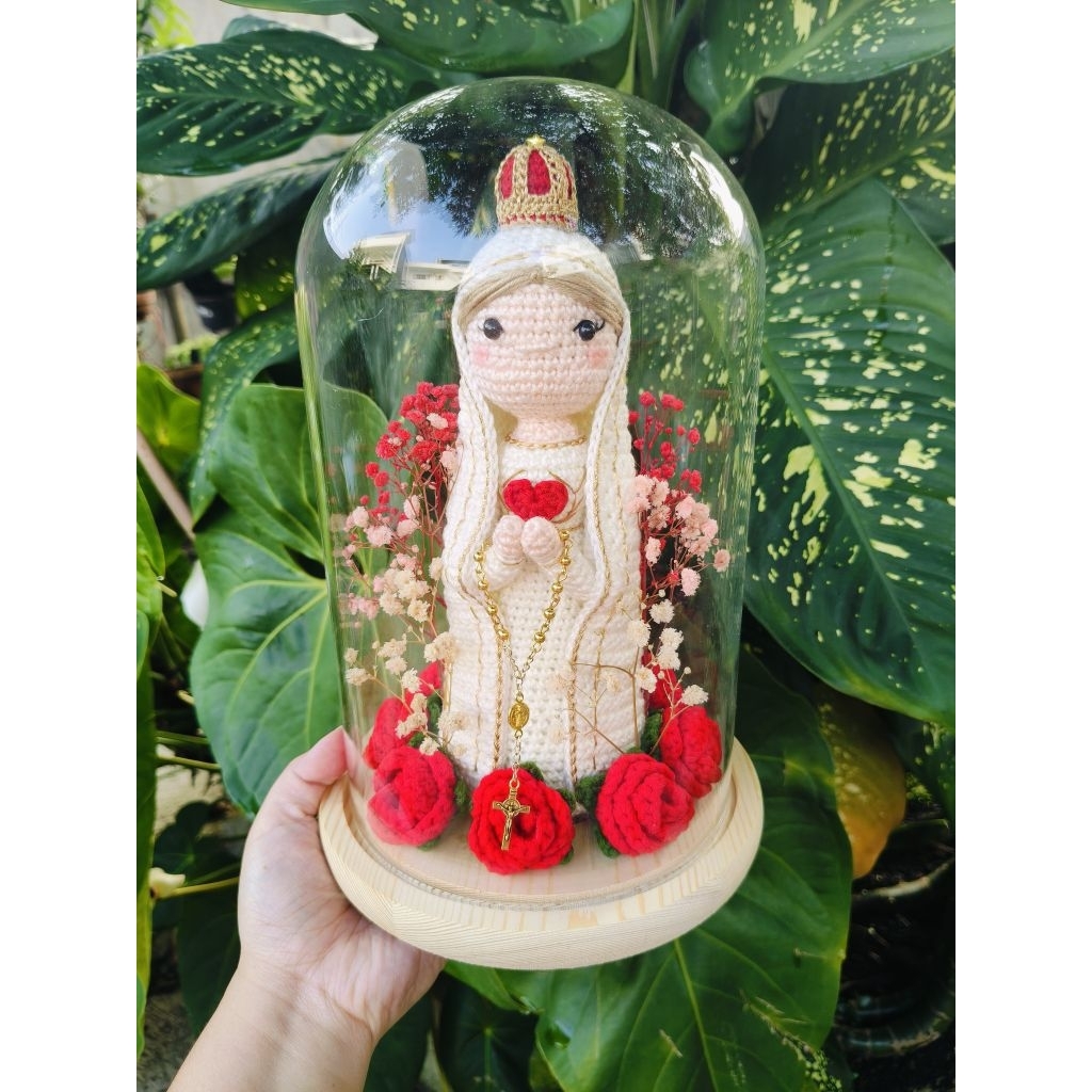 Glass Dome Crochet Amigurumi Bunda Maria