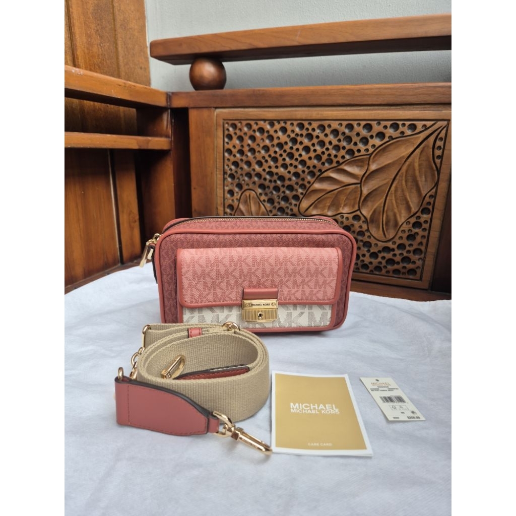 MK Bradshaw Bag