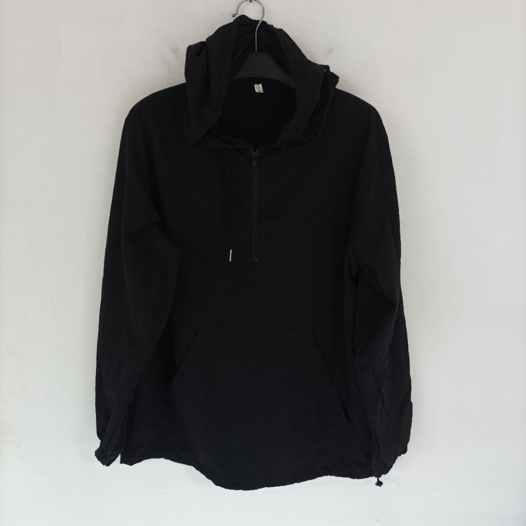 JAKET OUTDOOR PRIA HITAM POLOS SECOND SIZE L J105
