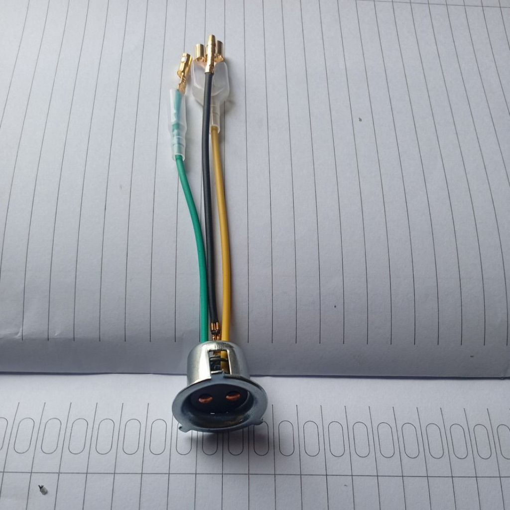 FITING LAMPU DEPAN YAMAHA MIO / COP LAMPU DEPAN / FITING LAMPU DEPAN / LAMPU DEPAN