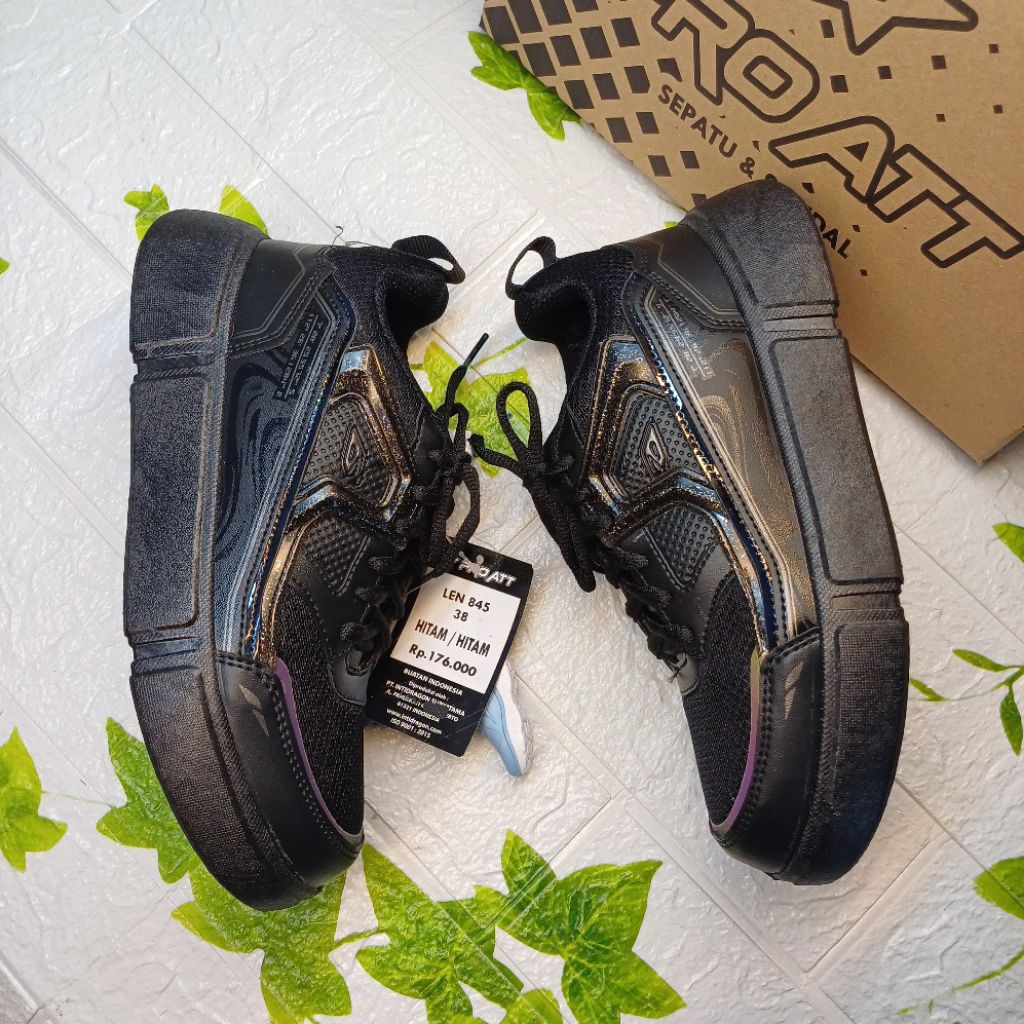 Sepatu sekolah pro att len 845