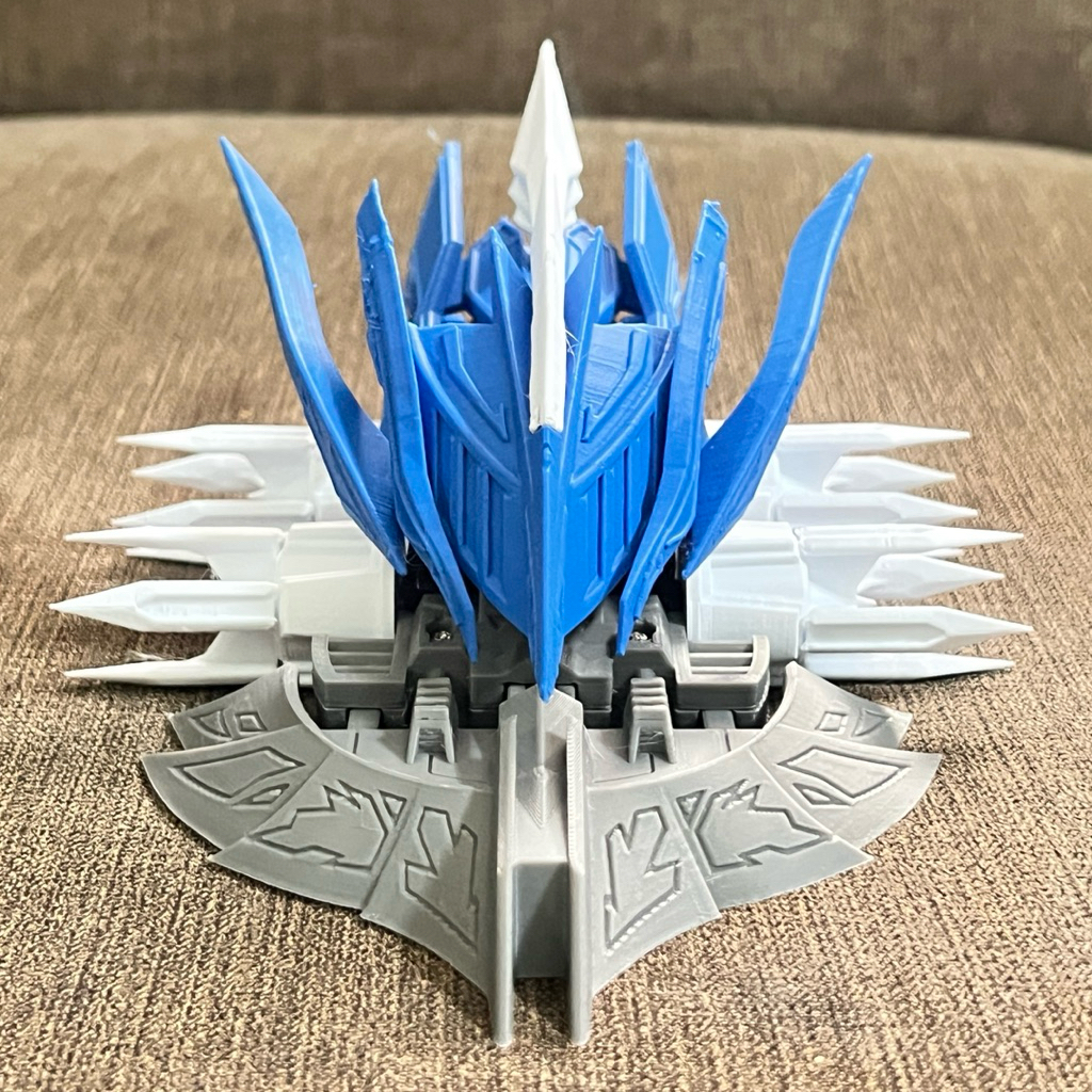 CRUSH GEAR GARUDA PHOENIX GOLD BLADE