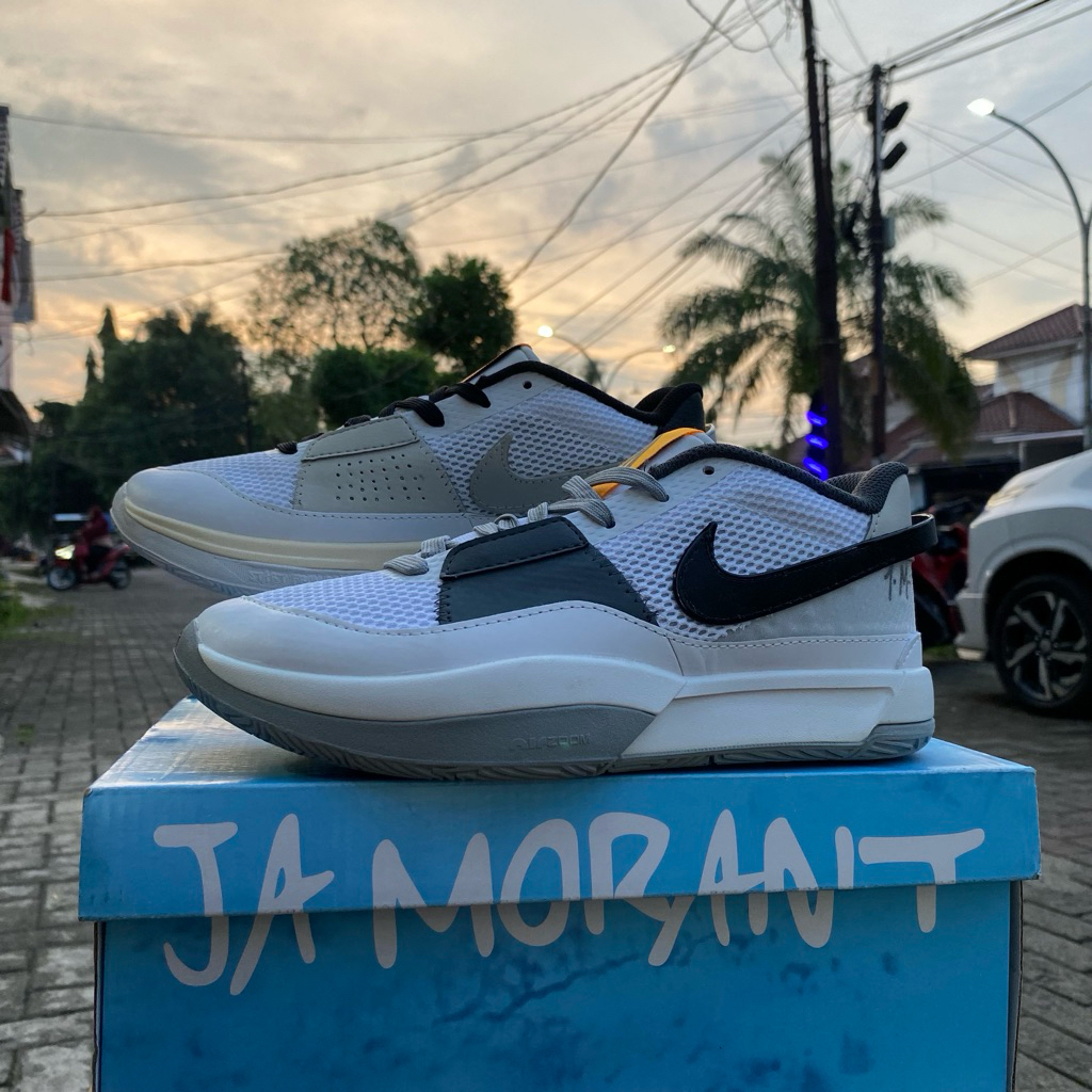 Sepatu Basket Ja Morant 1 Ep Light Grey