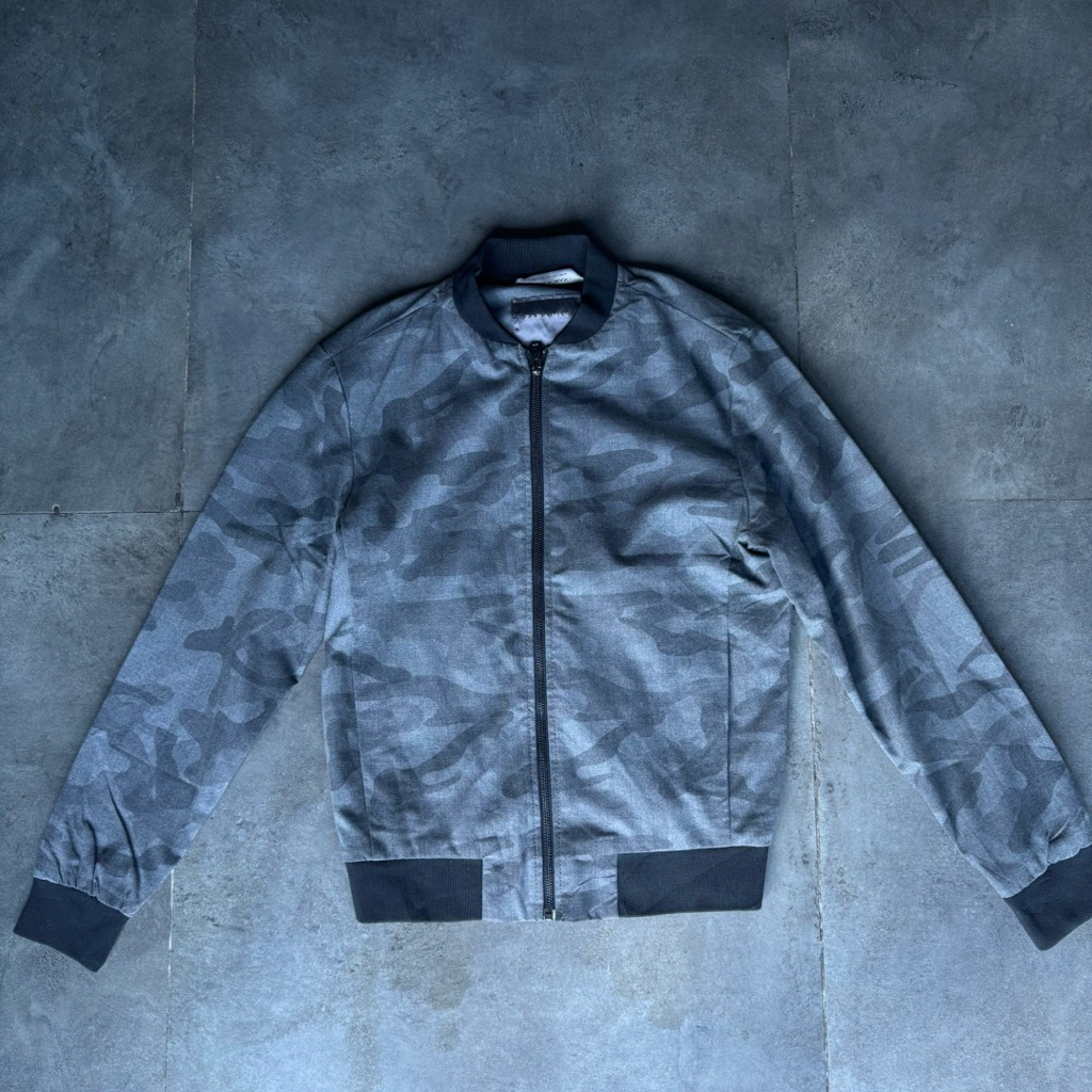 Zara Man Camo Bomber Jacket Man