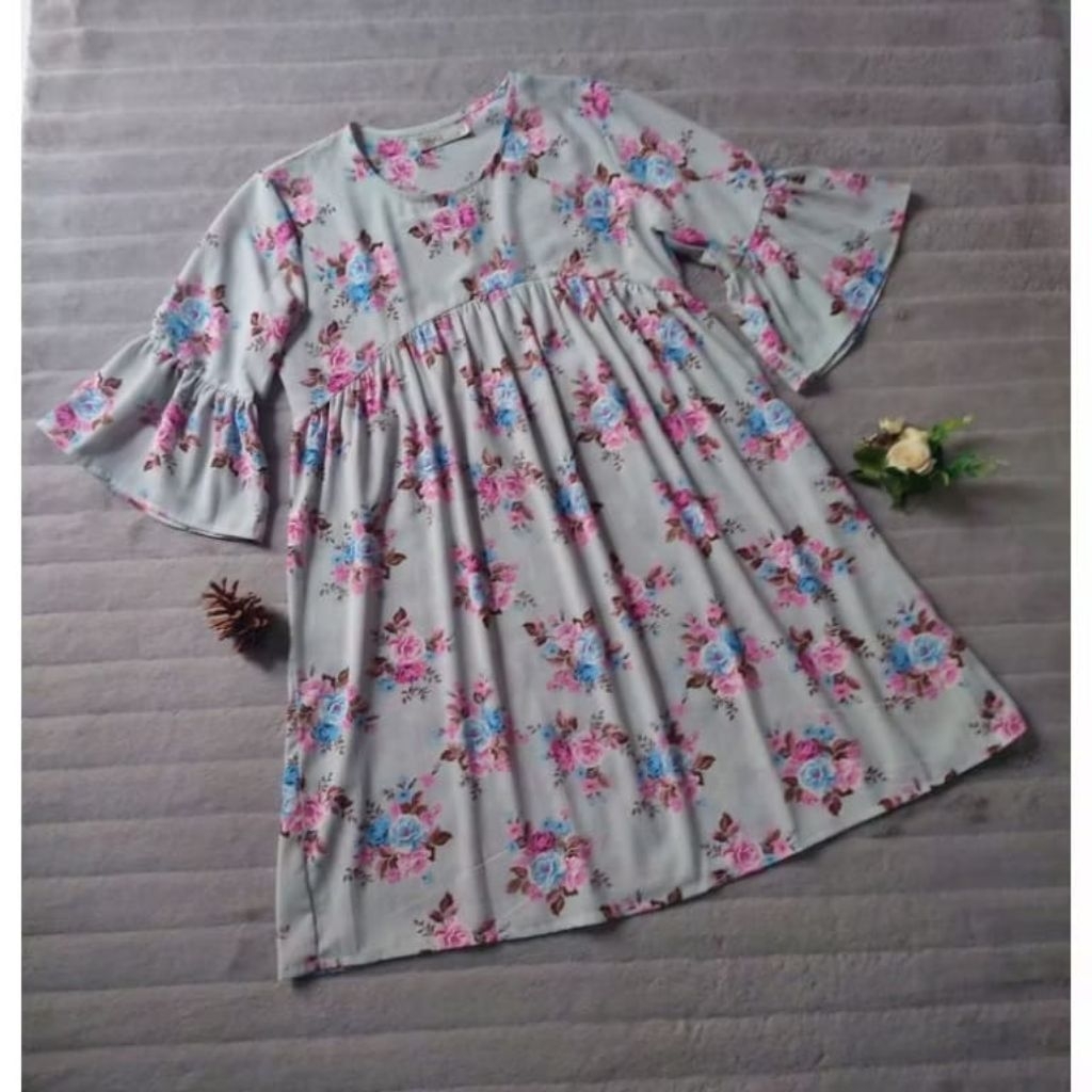 Midi Dress Wanita Biru Motif Bunga by MnQ – Feminin & Elegan