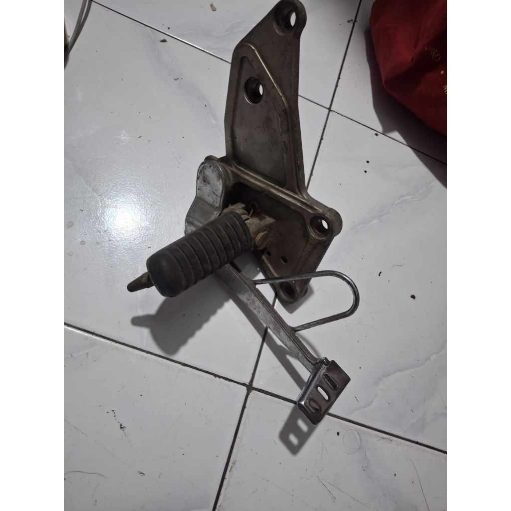 step depan ninja r