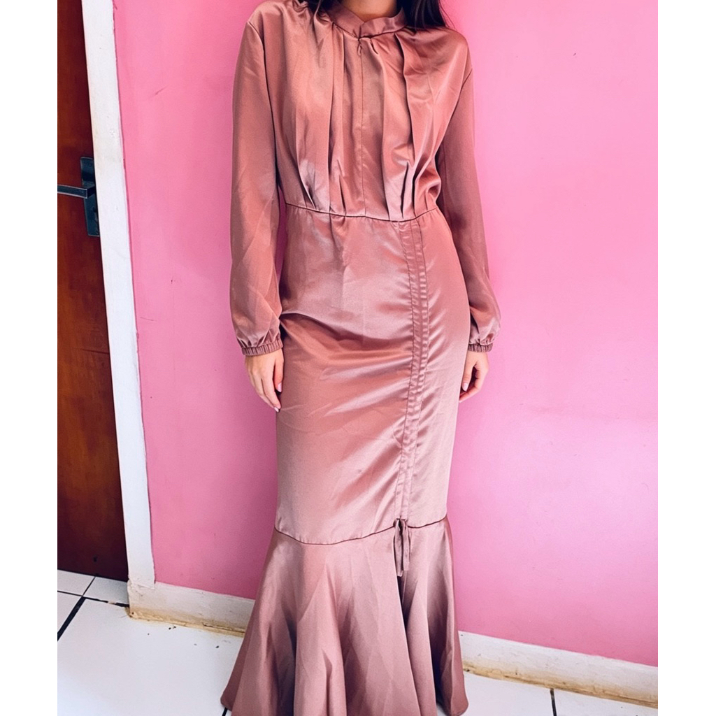 dress gamis wanita bahan satin model duyung