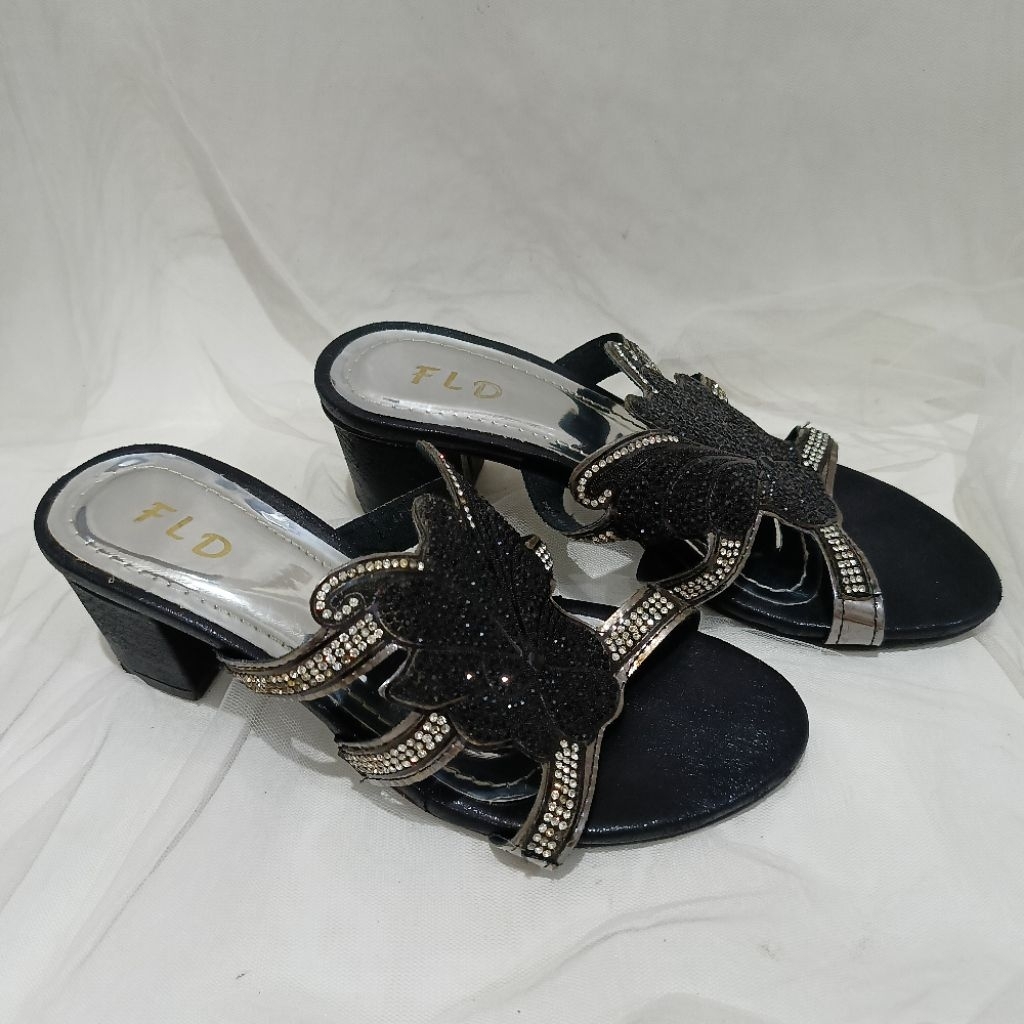 Preloved Party Heels Wanita Fladeo Hitam Black Size 36 Hak Block Murah