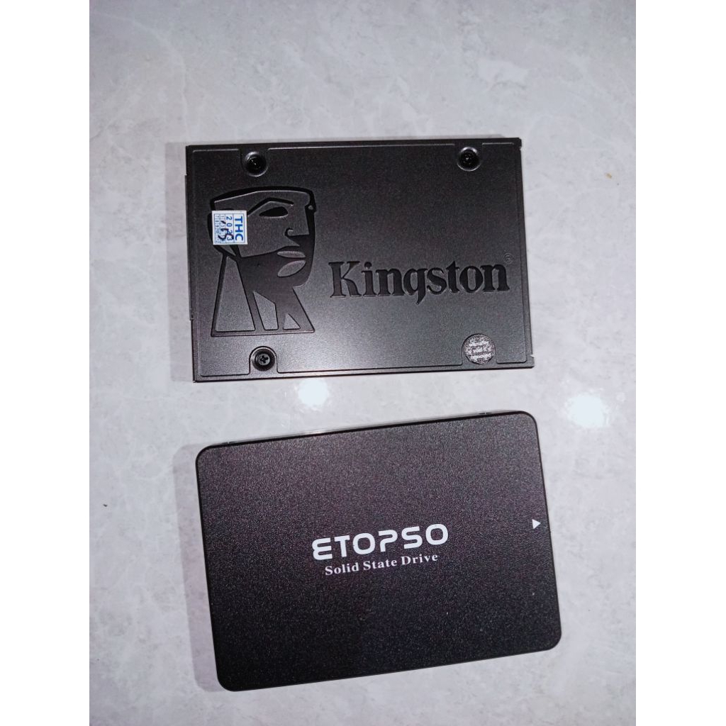 SSD Kingston dan etopso 256 GB normal