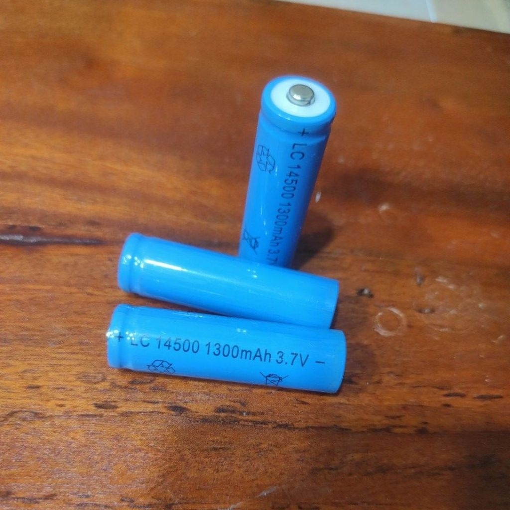 Baterai AA2 3.7v Cas Charger Baterai A2 3.7v
