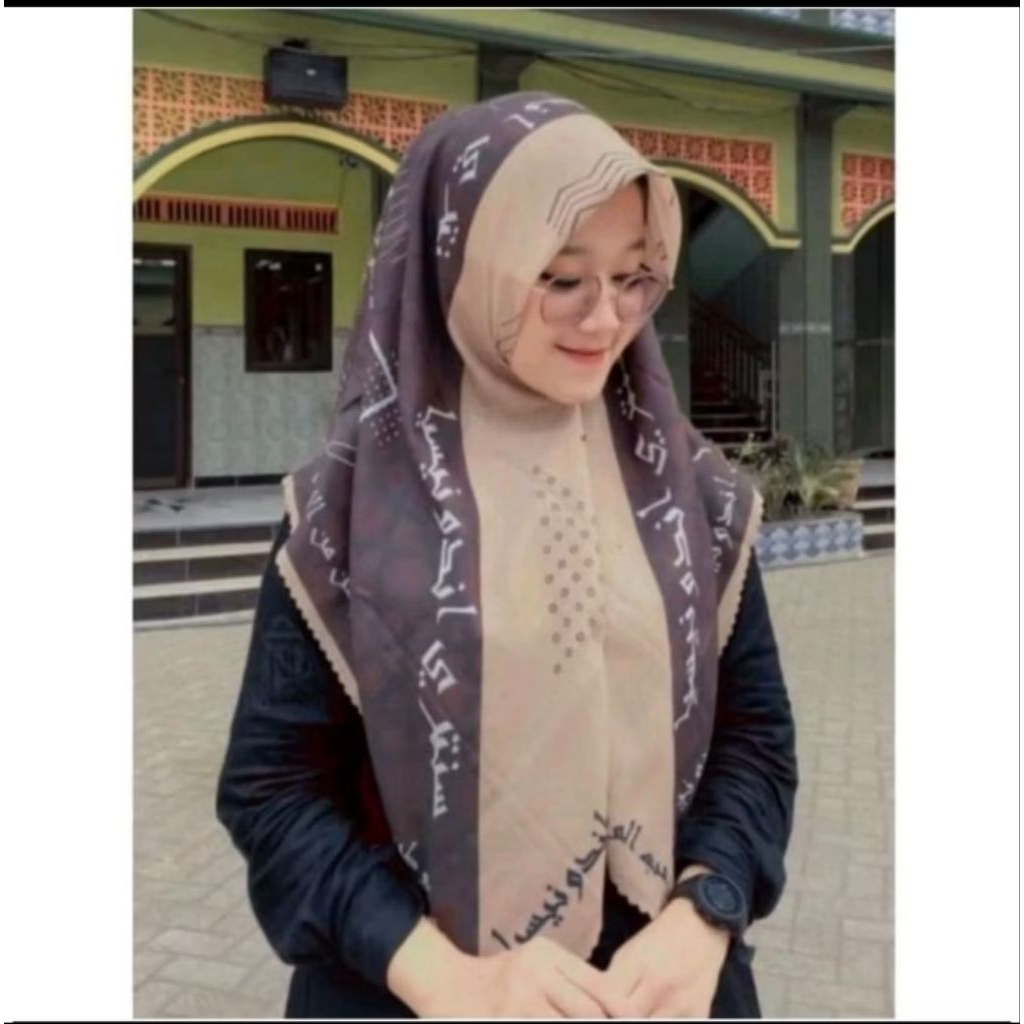hijab segi empat man ana fataya