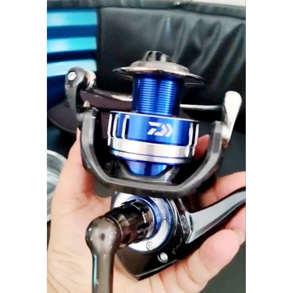 REEL DAIWA SALTIGA 4500 PG