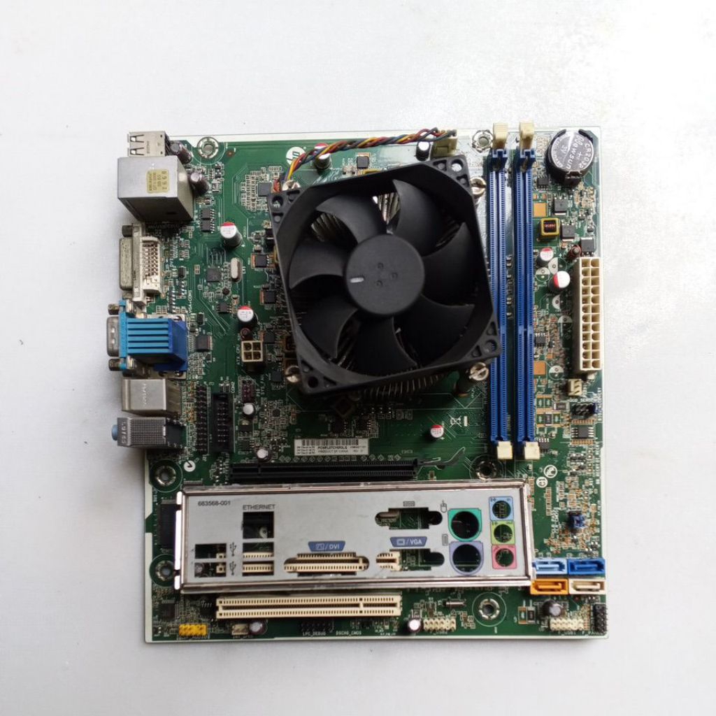 Paketan Buildup Motherboard H61 Soket LGA 1155 Prosesor Core i3-2100 Core i5-2400