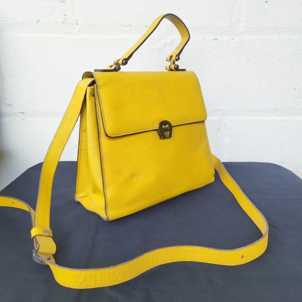 Tas Wanita Slingbag Etienne Aigner second original