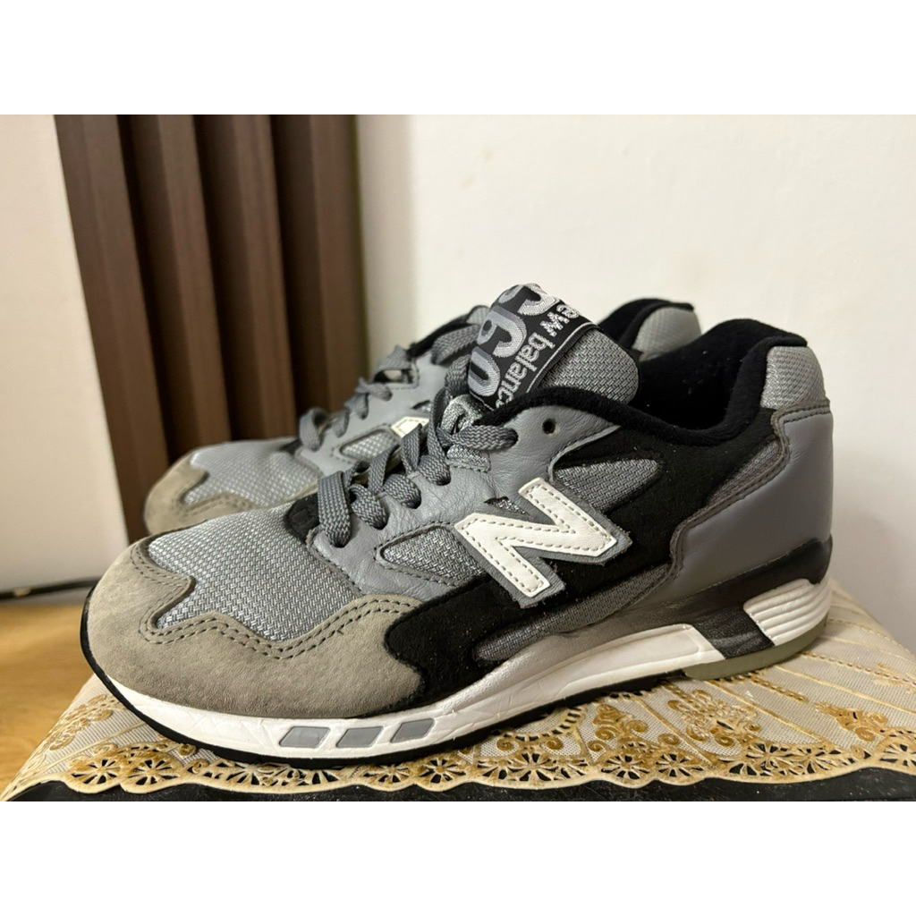 Sepatu NB 660 second size 37.5