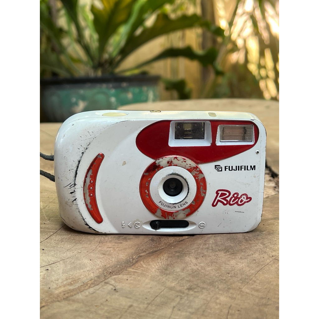 Kamera Analog / Film Camera for Display, Fuji Film Rio