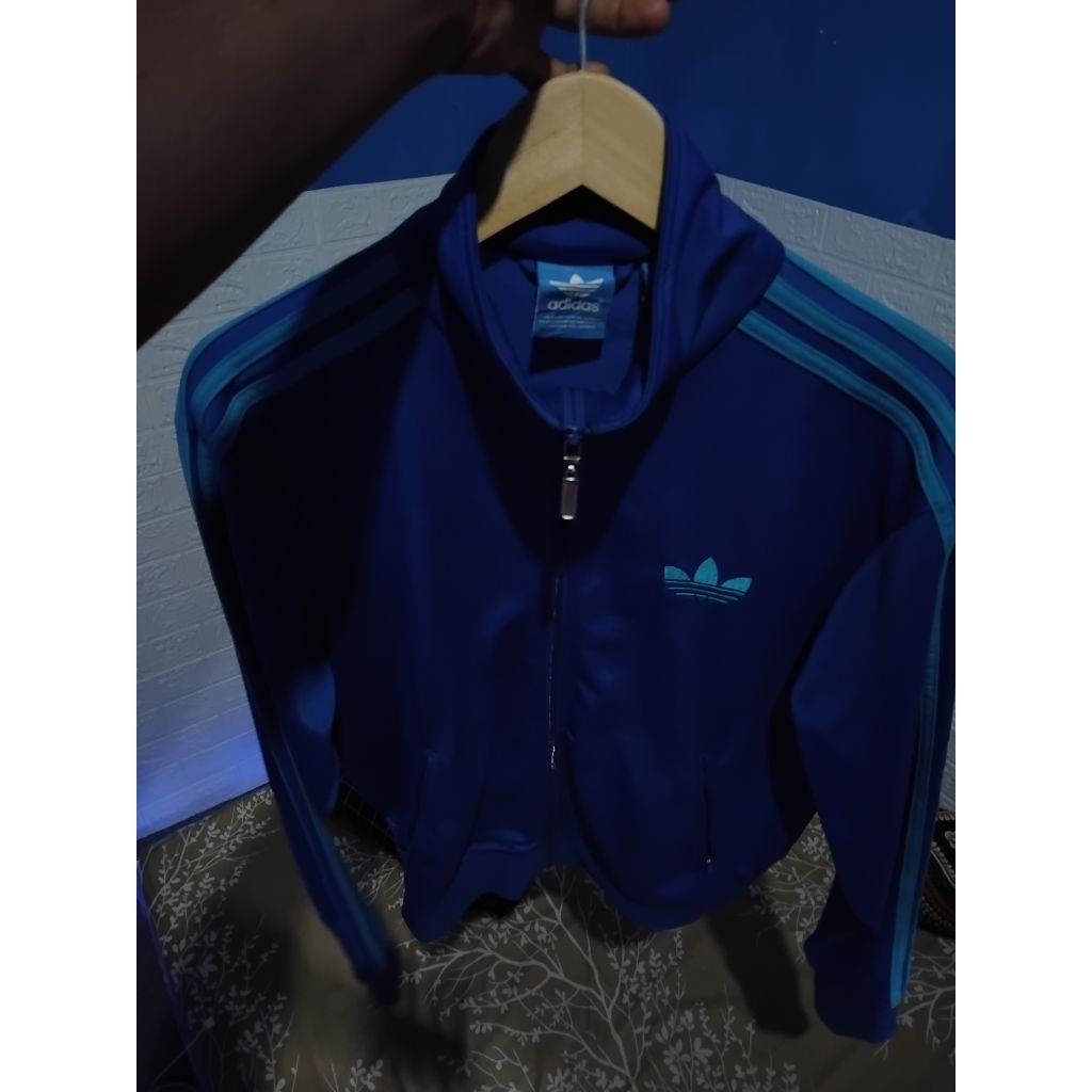 tracktop adidas firebird bali