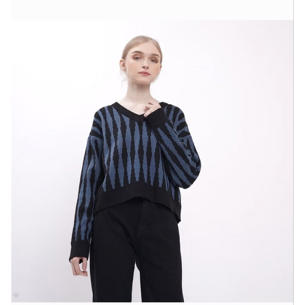 NIGOO SWEATER CROP RAJUT wanita